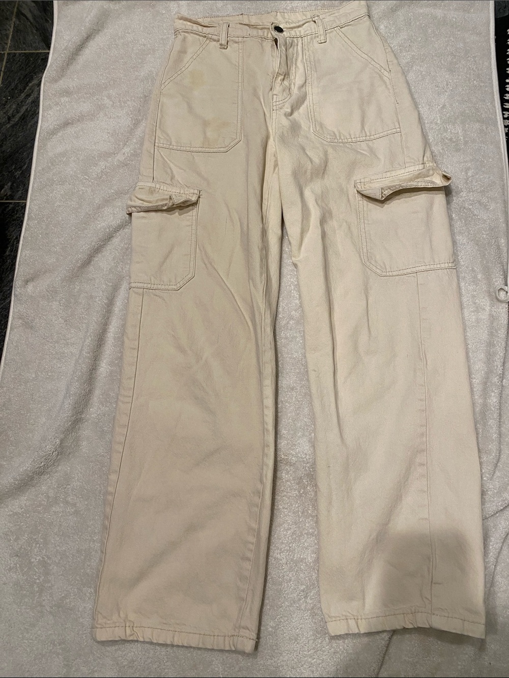 Women’s cream Cargo Pants with Utility Pockets